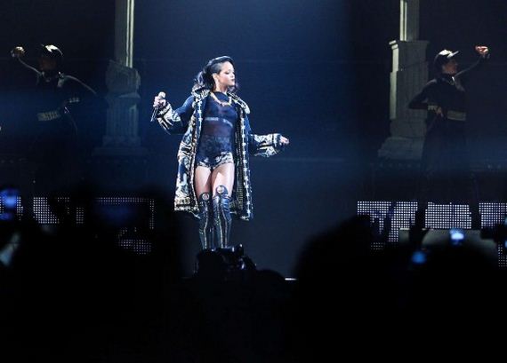 Rihanna -Performance-in-New-Orleans